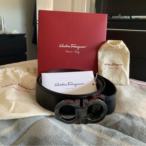 Ferragamo belt size 32 reversible